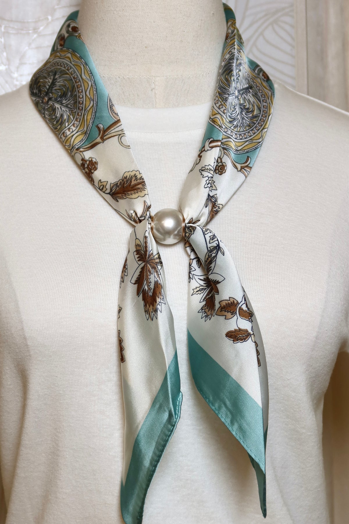 Pearl Scarf