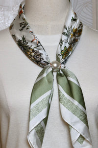 Pearl Scarf