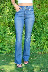 Nia Bootcut Jeans