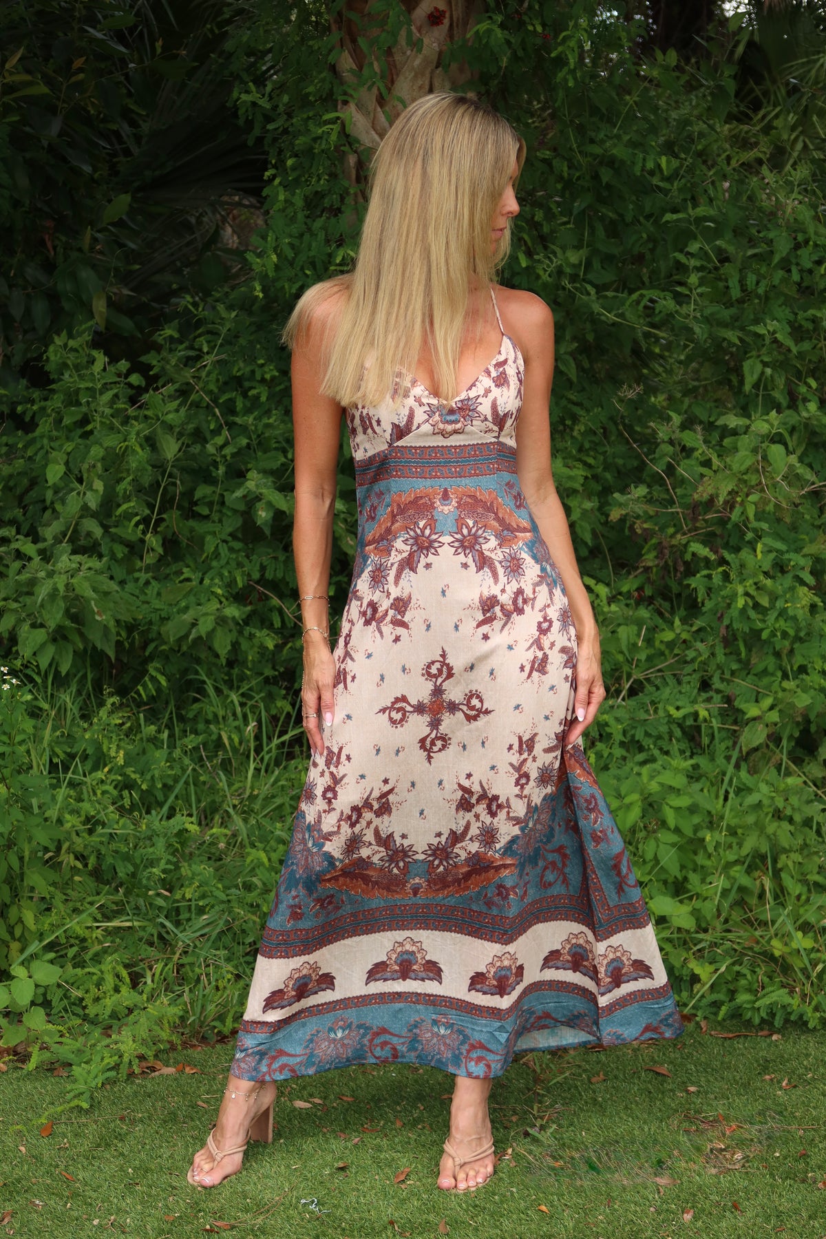 Canyon Bloom Maxi Dress