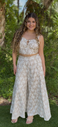 Soleia Embroidered Set