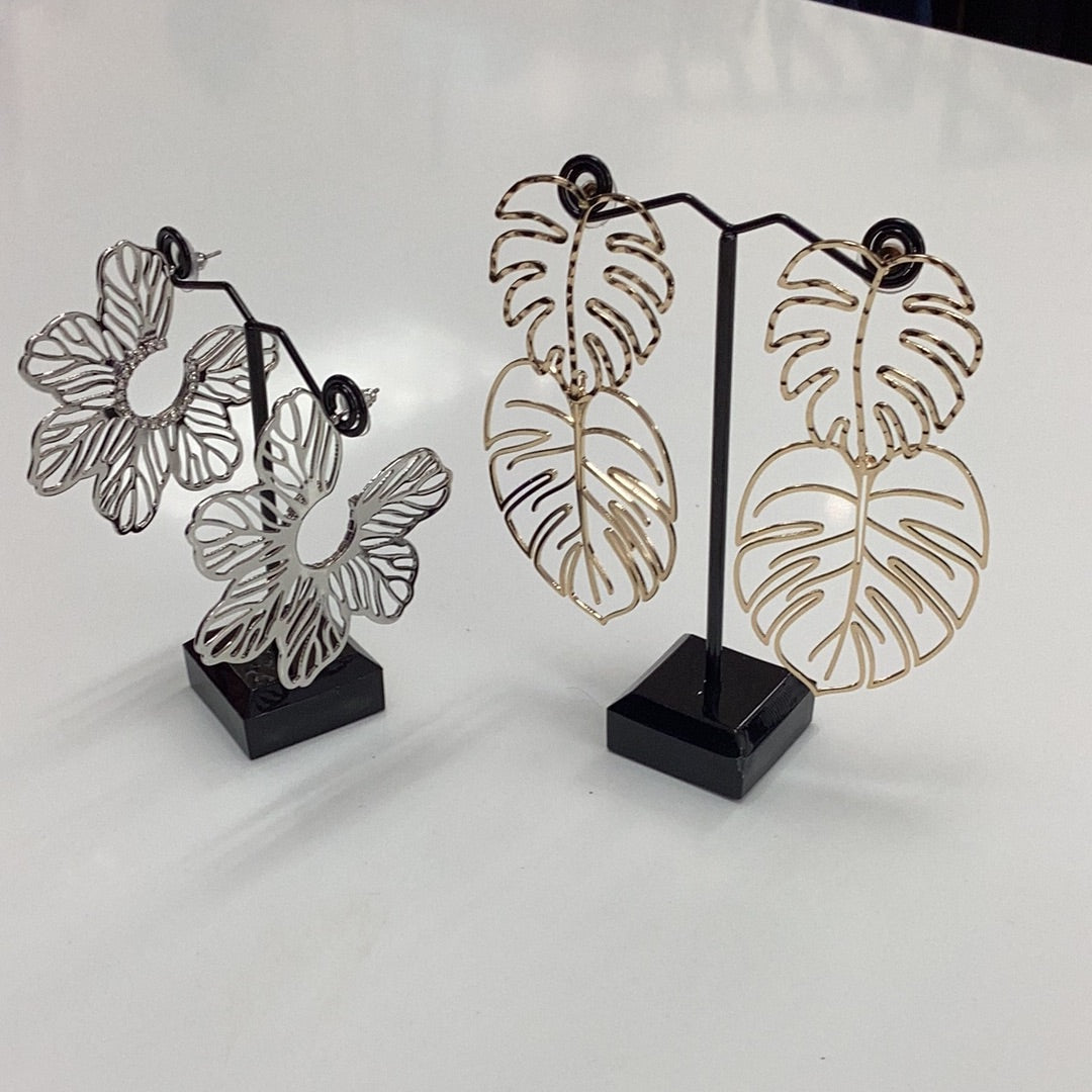 Earrings-gold/silver leaves