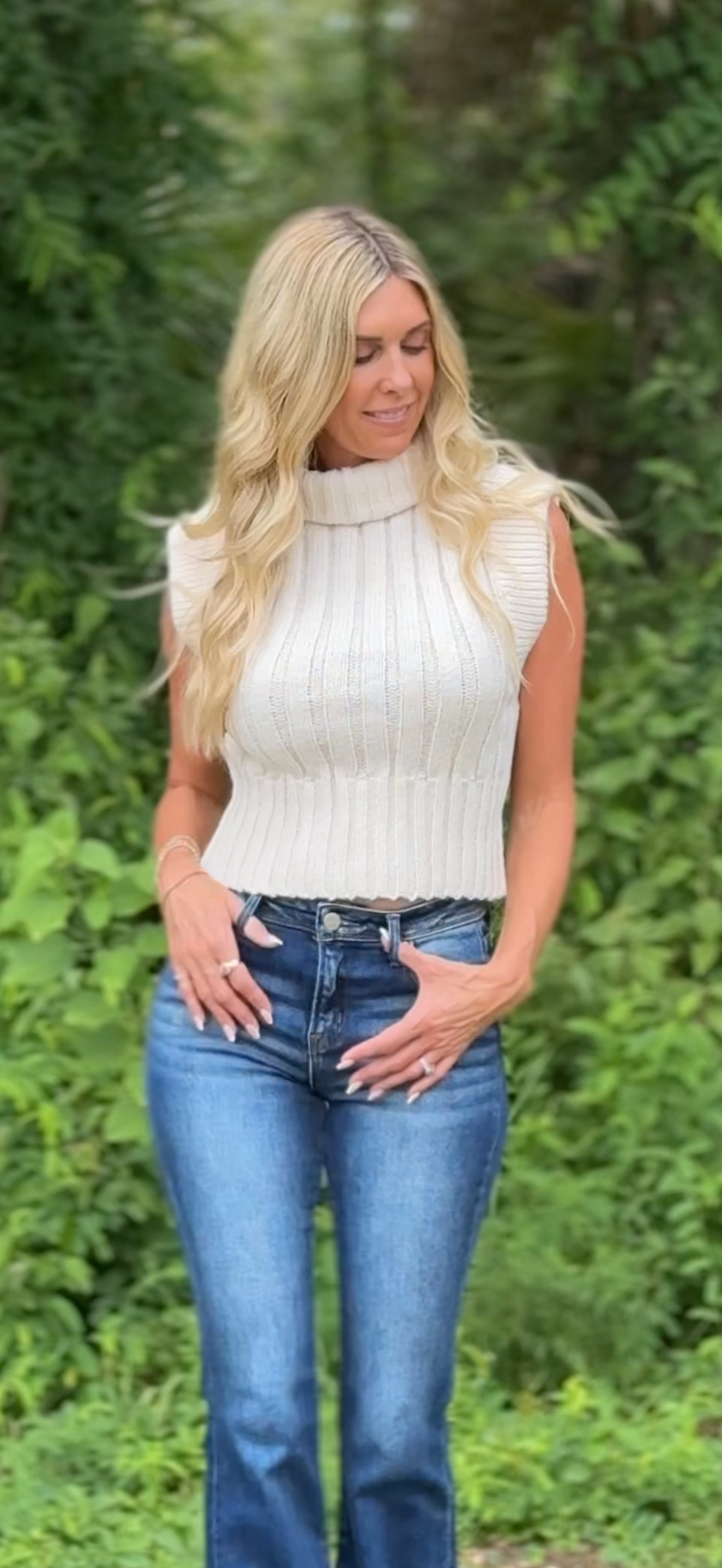 Castella Sweater Top
