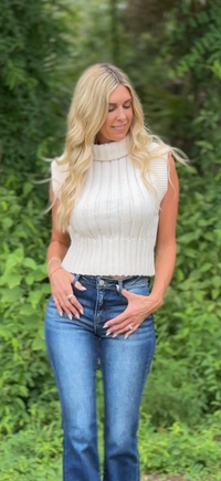 Castella Sweater Top